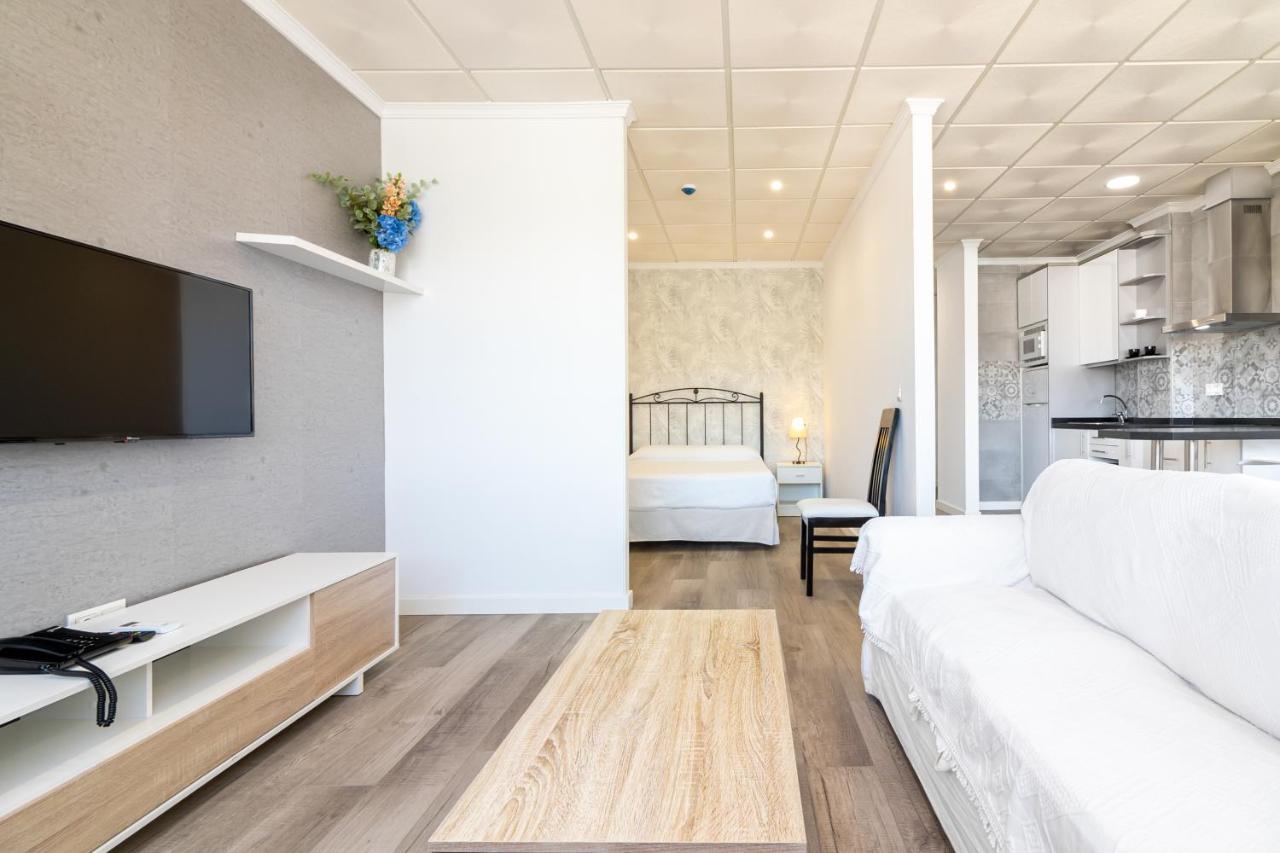 Apartamentos Avenida Tropical By Bossh! Apartments Salobrena Exterior photo